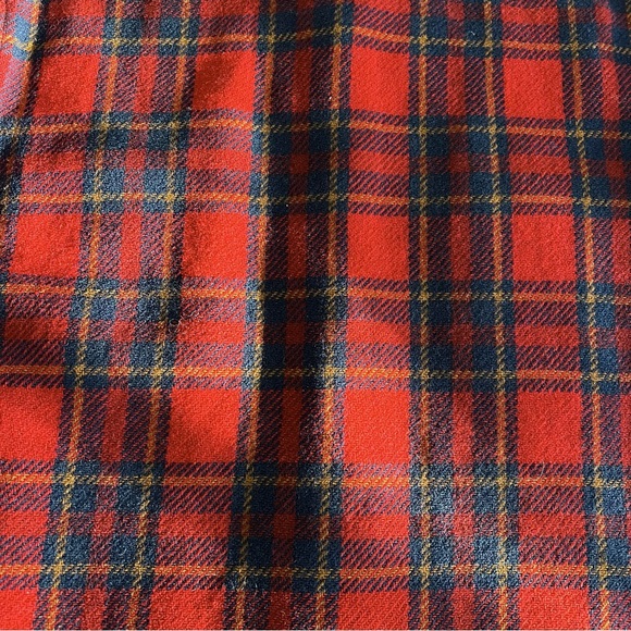 Pendleton Plaid Button Up - Picture 8 of 8